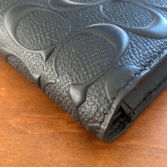 Mens coach wallet - Picture 7 of 7